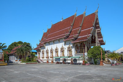 Wat Si Chonlathan วัดศรีชลธาร