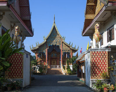 Wat Wichit Wari Temple Lion Gate (DTHCM1776)
