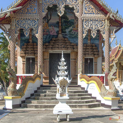 Wat Mae Tao Hai Phra Wihan Entrance (DTHCM1807)