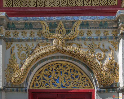Wat Muen Larn Ho Trai Door Lintel (DTHCM1975)