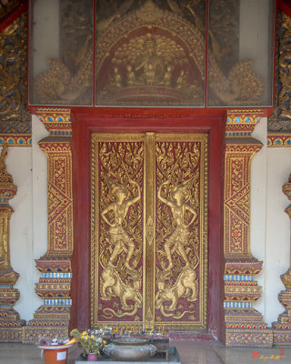 Wat Mo Kham Tuang Phra Wihan Doors (DTHCM0652)