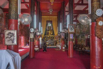 Wat Mo Kham Tuang Phra Ubosot Interior (DTHCM1987)