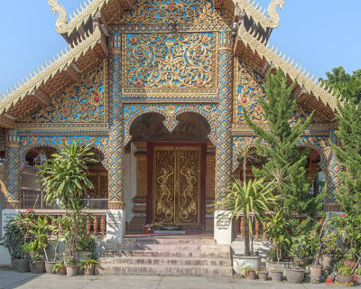 Wat Mo Kham Tuang Phra Wihan Entrance (DTHCM0650)