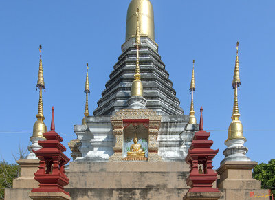 Wat Pa Neramit Mae Taeng Phra Chedi Buddha Image Niche (DTHCM2058)