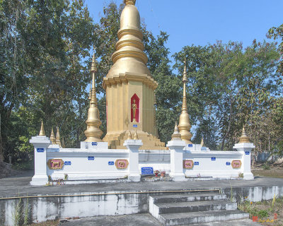 Wat Siritham Mongkon Phra That Chedi Base (DTHCM2082)