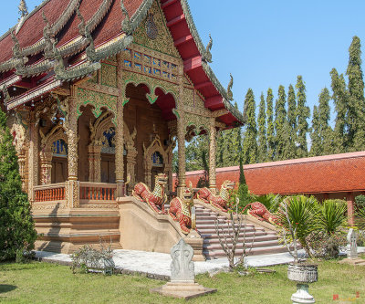 Wat Thung Luang Phra Ubosot Entrance (DTHCM2116)