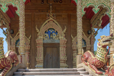 Wat Thung Luang Phra Ubosot Doors (DTHCM2117)