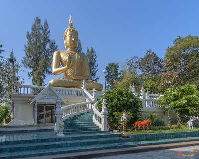 Wat Phra That Doi Saket Great Buddha Image (DTHCM2201)