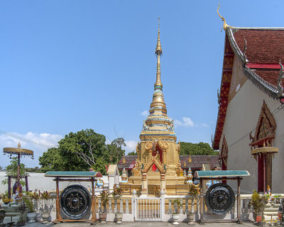 Wat Pho Thong Charoen Phra That Chedi (DTHCM2224)