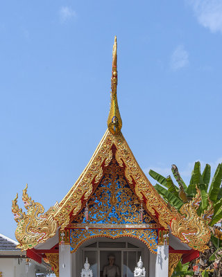 Wat San Pu Loei Monk Shrine Gable (DTHCM2293)