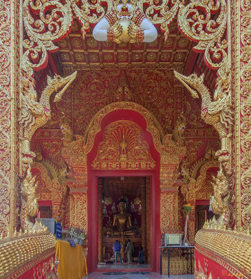 Wat Phra That Lampang Luang Phra Wihan Entrance (DTHLA0057)