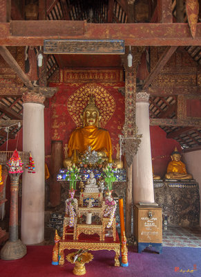 Wat Lai Hin Luang Phra Wihan Interior (DTHLA0115)