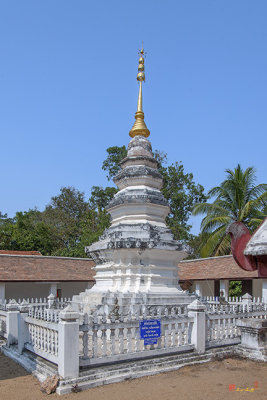 Wat Lai Hin Luang Phra Chedi (DTHLA0118)