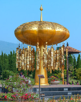 Royal Park Rajapruek Golden Sculpture (DTHCM2578)