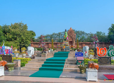 Phra Nang Chamthewi Monument (DTHLU0386)