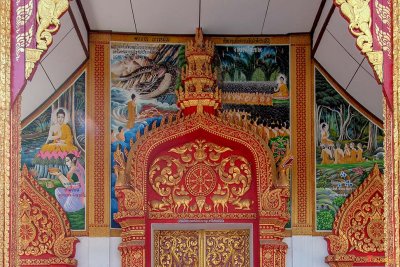 Wat Sangkaram Phra Wihan Entrance Painting and Door Lintel (DTHLU0408)