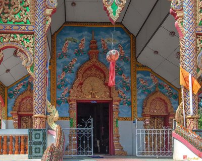 Wat Phan Ta Koen Phra Ubosot Entrance (DTHLU0477)