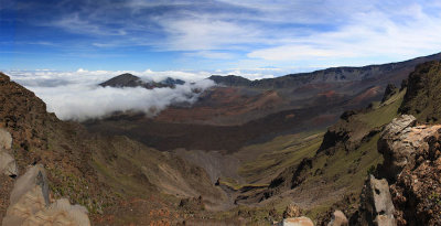ICR20090930_HALEAKALA_CRATER_PANO1PB.jpg