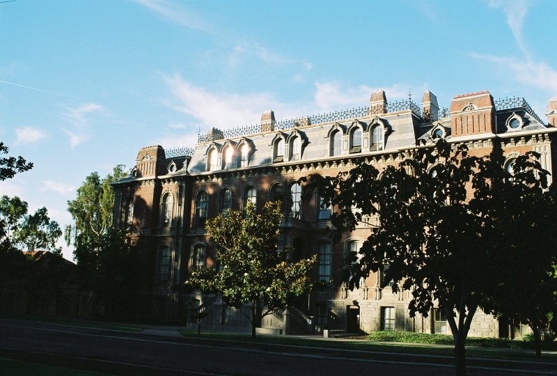 south_hall_3.jpg