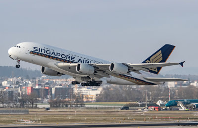 9V-SKZ Airbus A380-841 Singapore Airlines