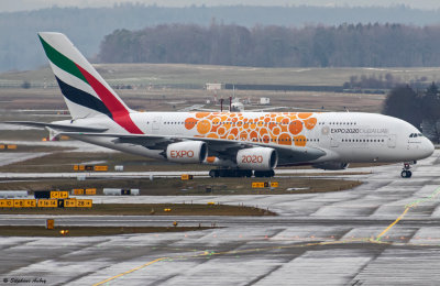A6-EEY Airbus A380-861 Emirates Expo 2020 Orange