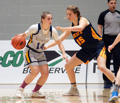 Queen's vs Laurentian 06108 copy.jpg