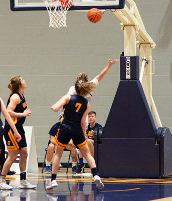 Queen's vs Laurentian 06122 copy.jpg