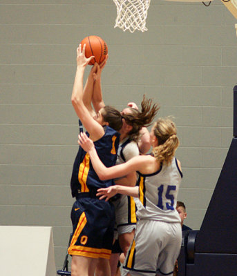 Queen's vs Laurentian 06168 copy.jpg