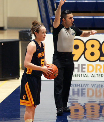 Queen's vs Laurentian 06185 copy.jpg