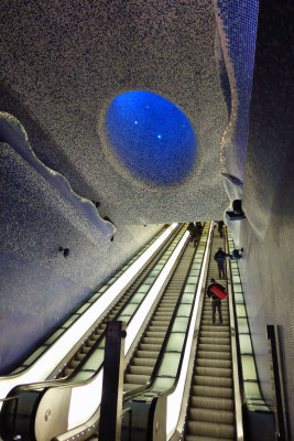 Toledo metro station is awesome