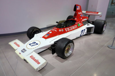 FORMULA 1 -- 1975 Vel's Parnelli Jones VPJ-4/1, driven by Mario Andretti in 1974, 1975 & 1976. John & Patty McKenna Coll. (1782)