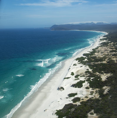 018_freycinet_from_the_air