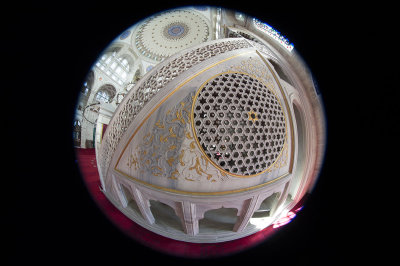 Istanbul Mihrimah Sultan Mosque dec 2018 9410.jpg