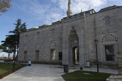 Istanbul Yavuz Selim Sultan Mosque dec 2018 9474.jpg
