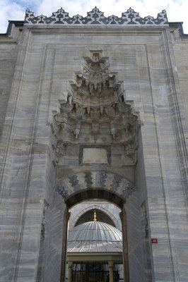 Istanbul Yavuz Selim Sultan Mosque dec 2018 9475.jpg