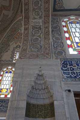 Istanbul Sultan Ahmet Mausoleum dec 2018 9581.jpg