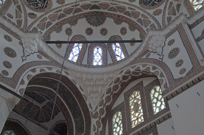Istanbul Yeni Valide Mosque dec 2018 9546.jpg