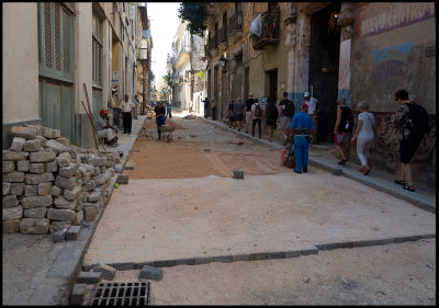 Repairing the streets of old Havana