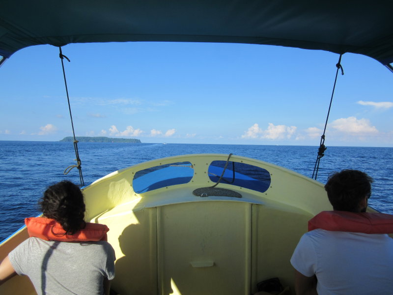 Next day - off snorkeling at Isla del Cao