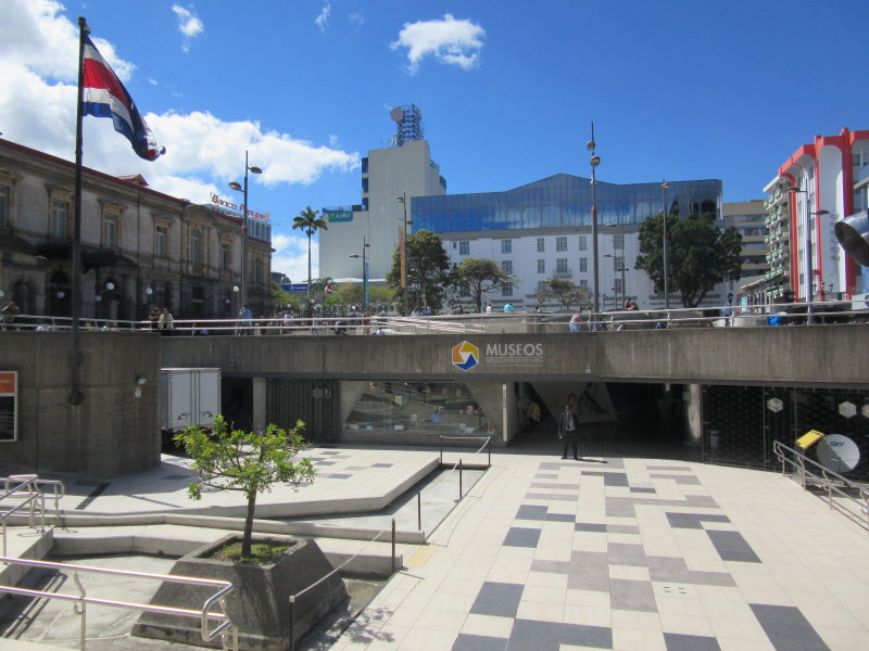 Plaza de la Cultura - Museo de Oro Precolombino y Numismatica