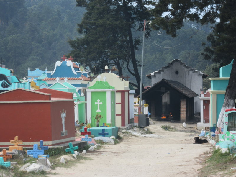 Mayan ceremonies at the cemetry