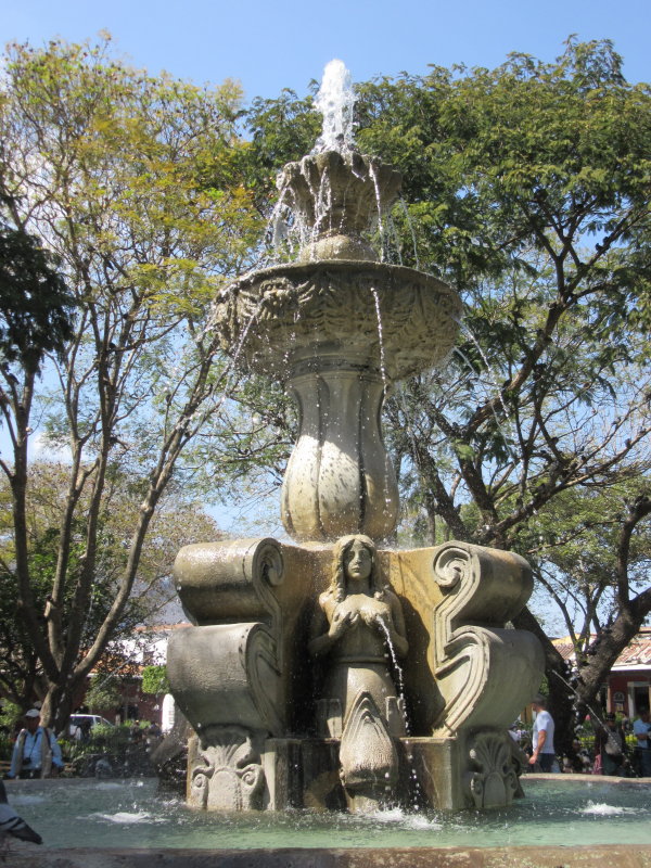 Fountain in Parque Central
