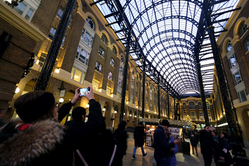 Hays galleria