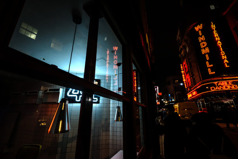 Night in the street