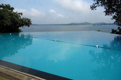 infinity pool, Kandalama Hotel