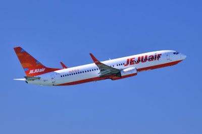 JEJUair B-737/800, HL8050 Climbing