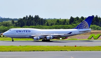 UNITED B-747/400 N199UA, Reversing
