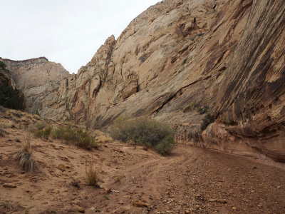 Hiking into the Grand Wash in Capitol Reef National Park