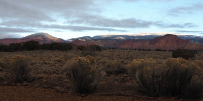 Early morning at Torrey, UT, near Capitol Reef NP (View in ORIGINAL size)
