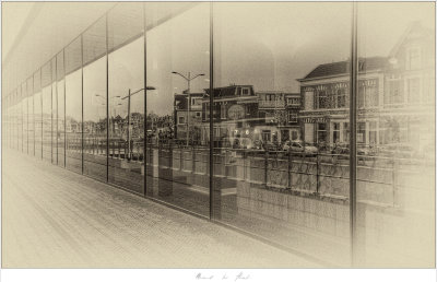 delft glaswand station zicht op de coenderstraat 